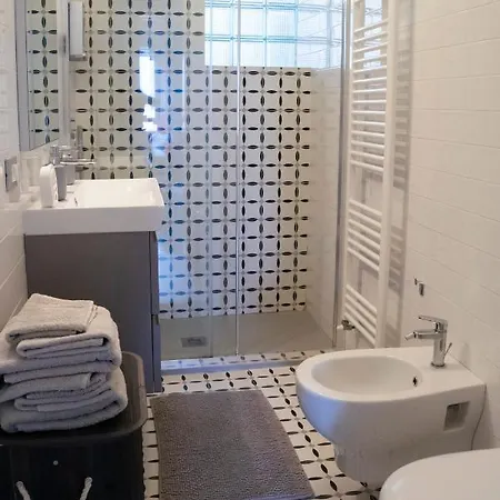 Ad Un Passo Dal Molo Con 2 Biciclette Incluse Apartment
